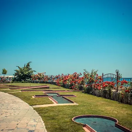 Privillege Noks Apartment Elenite