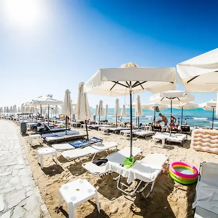 Privillege Noks Apartment Elenite