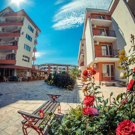 Privillege Noks Apartament Elenite